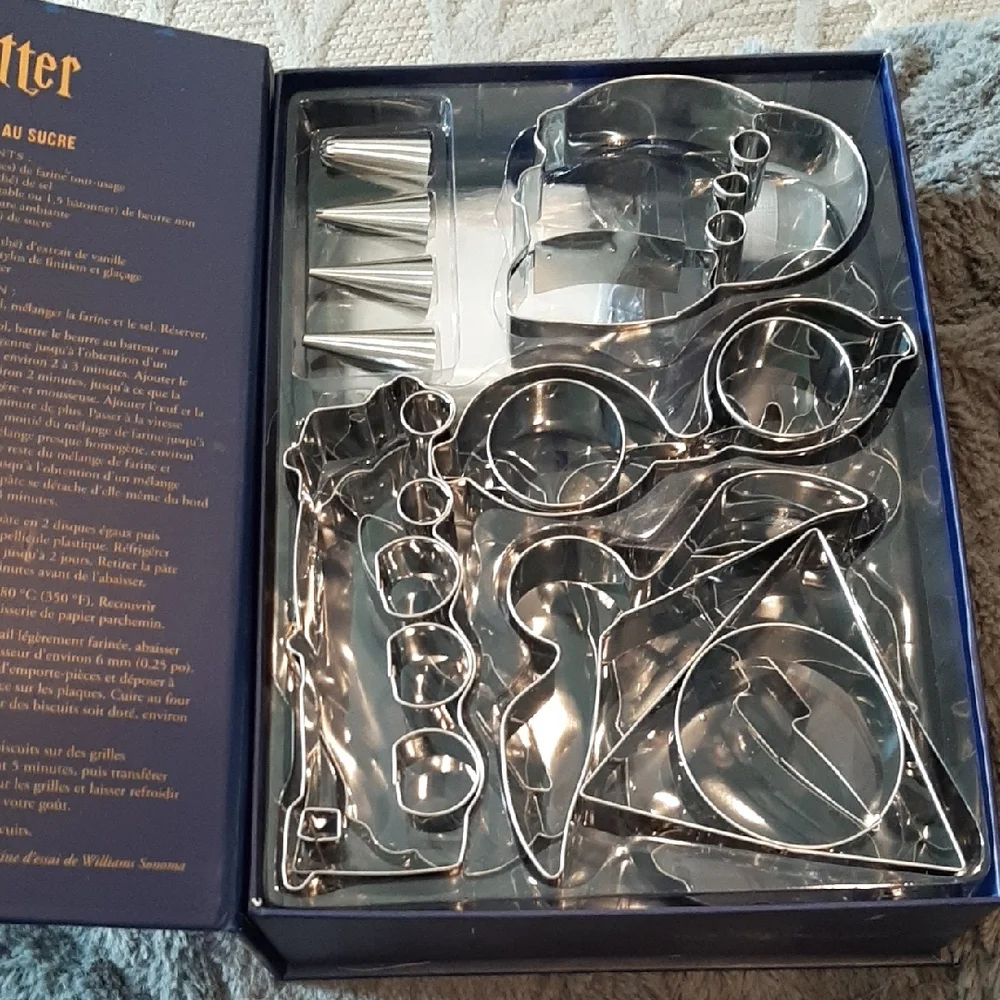 Williams Sonoma Harry Potter Cookie Baking Kit